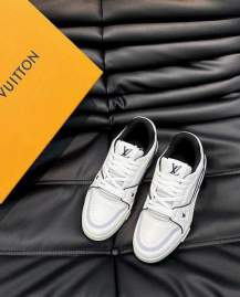 Picture of Louis Vuitton Shoes _SKULVsz38-45jyh091115073